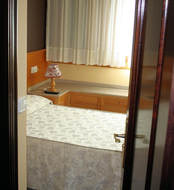 Alojamientos Albor I Gijón Oda fotoğraf
